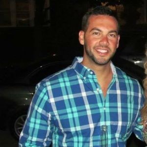 Meet your Posher, Troy